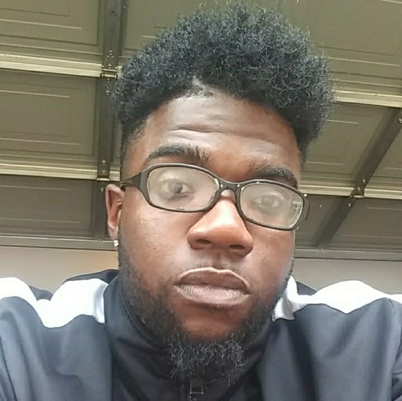 Meet your Posher, Roderick - Picture 1 of 1